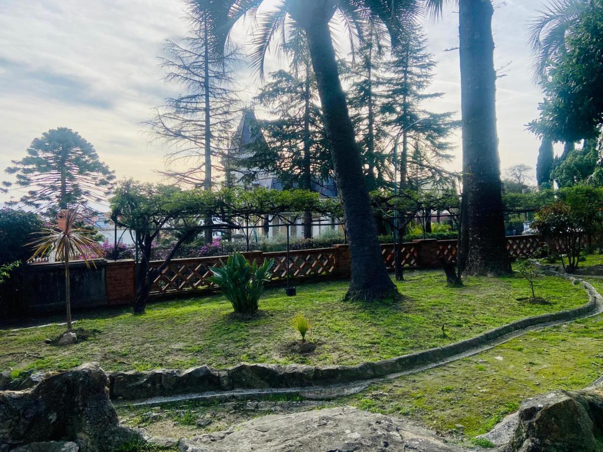 Appartamento Nel Parco Сан Ремо Екстериор снимка